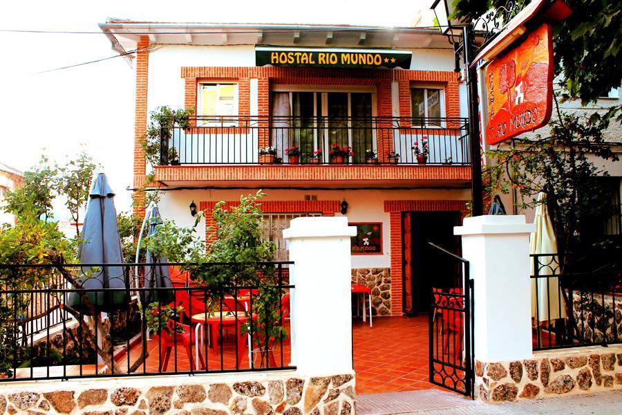 Hostal Rio Mundo Riópar Buitenkant foto
